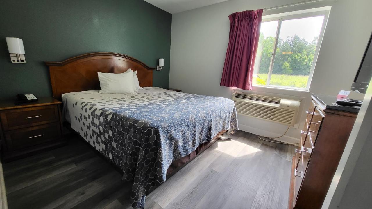 Stonewood & Of - Smithfield 3* Carrollton